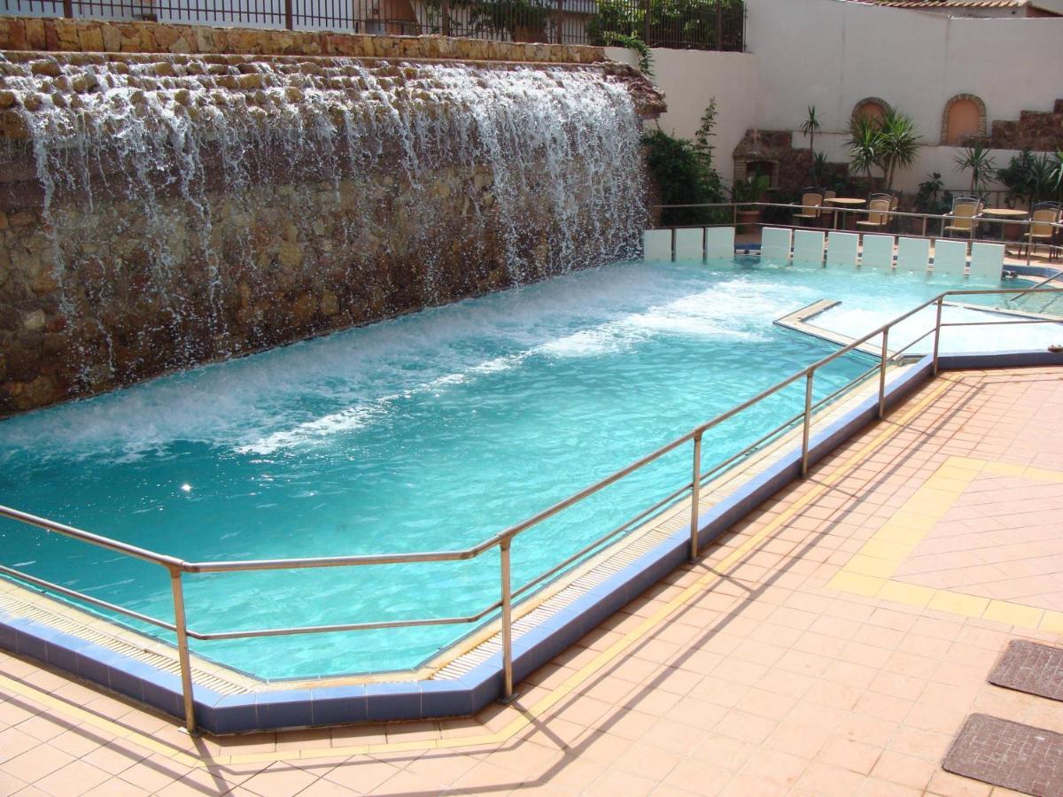 Kapolos Spa Hotel Loutra Edipsou  Dış mekan fotoğraf